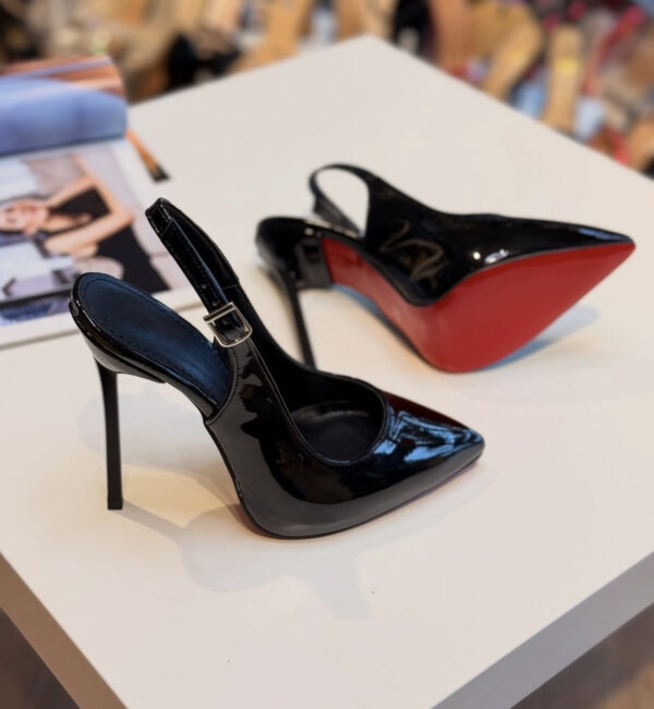 pantofi negrii cu toc inalt, tip stiletto